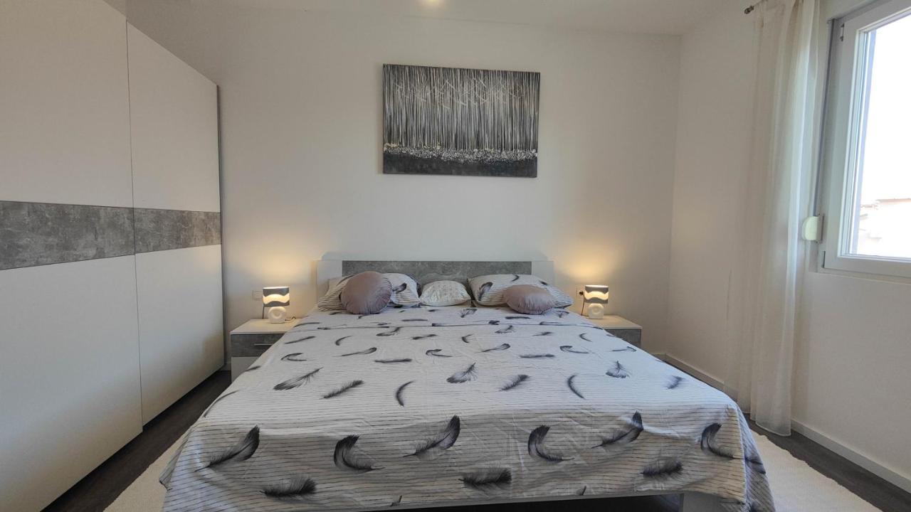 Gold And Silver Apartment Задар Екстериор снимка