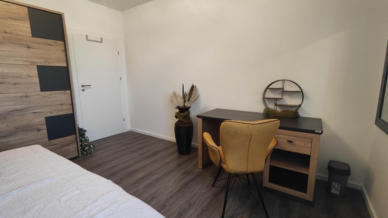 Gold And Silver Apartment Задар Екстериор снимка